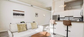 CozySuites The Block Skybridge Access