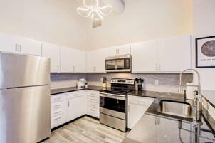 Apartment | Private kitchen | Fridge, microwave, oven, stovetop