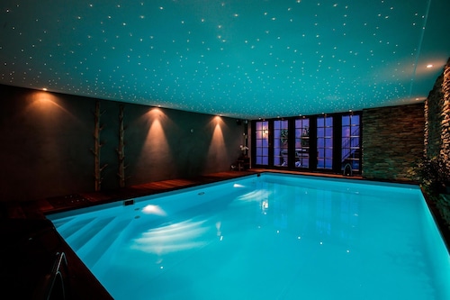 Wellness Home in Betuwe with Sauna