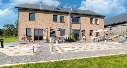 Roomy Getaway near Spa F1