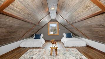 4 Schlafzimmer, Reisekinderbett, WLAN, Bettwäsche