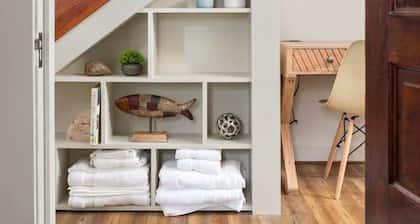 Charlevoix Modern Oasis With Hot tub!