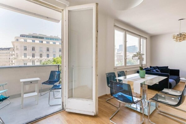 View from property - Studio Stubenbastei Check in 15h to 22h Only (Vienna)