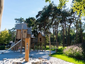 Children's area - Chalet in Brabant with Spacious Garden (Veldhoven)