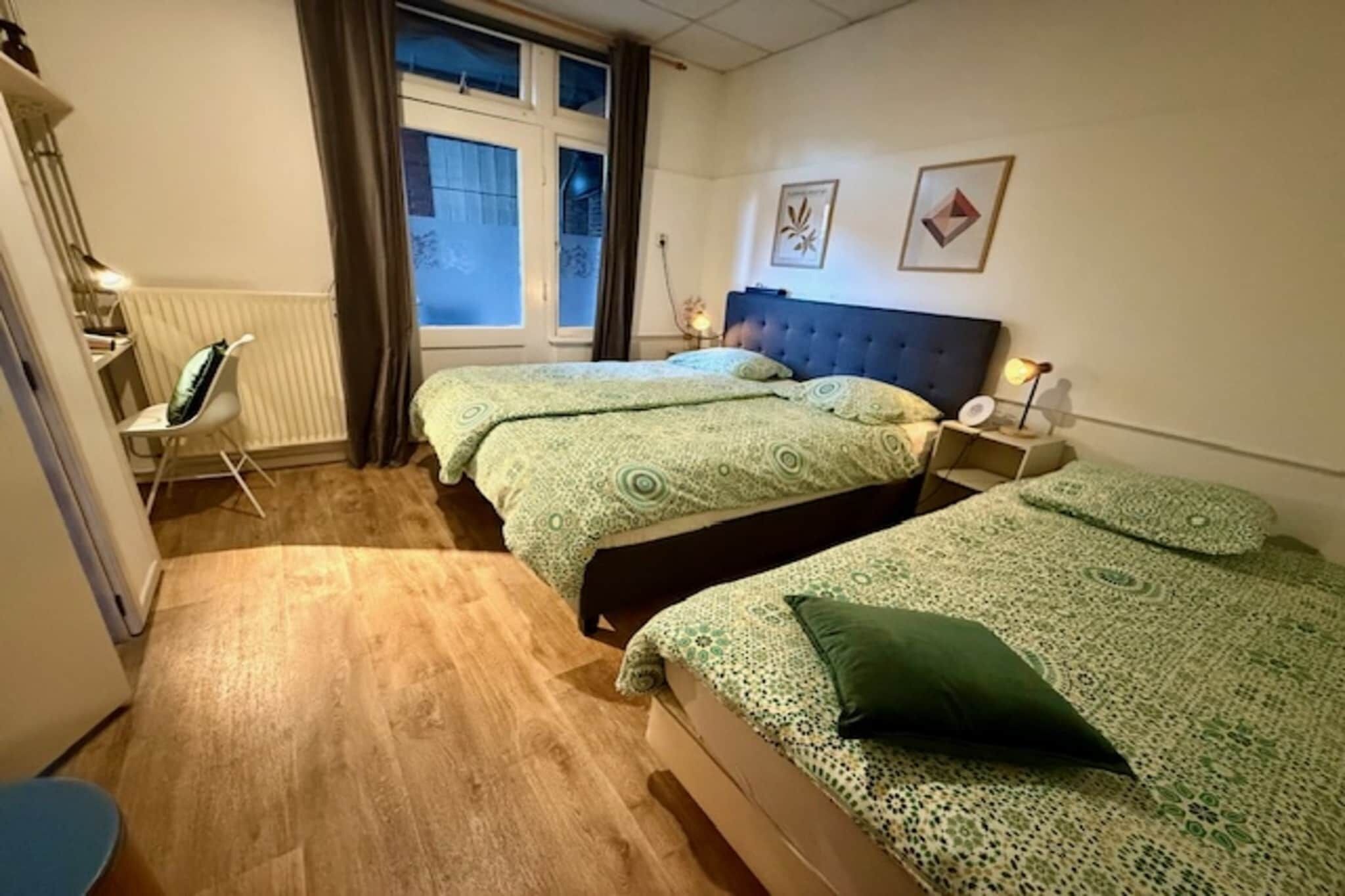 2 bedrooms, iron/ironing board, travel cot, free WiFi