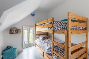 3 bedrooms, WiFi
