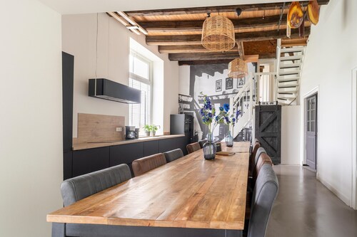 Comfortabel voorhuis in Voorst met een grote tuin