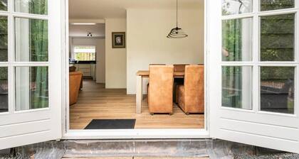 Schönes Ferienhaus in Poortugaal mit Garten