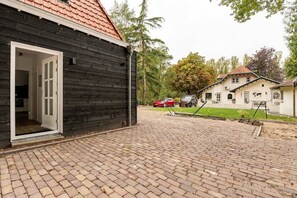 Exterior - Charming holiday home in Poortugaal with garden (Poortugaal)