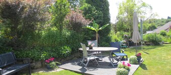 Apartment in Vulkaneifel with Idyllic Garden