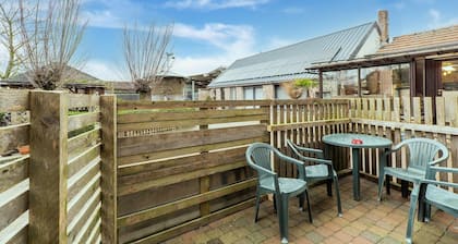 Zoutleeuw Home with Pool