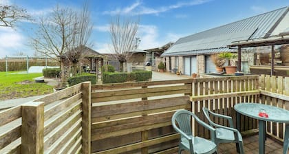 Zoutleeuw Home with Pool