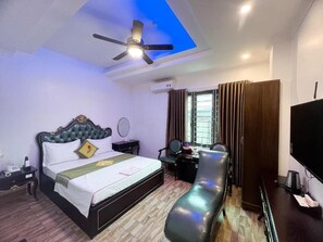 Standard Room - Hoang Gia Hotel Dong Tru -by Bay Luxury (Hanoi)