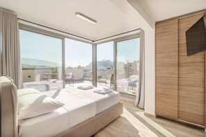 1 chambre, fer et planche à repasser, Wi-Fi, literie fournie