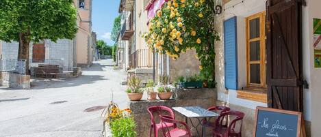 Restauration extérieure