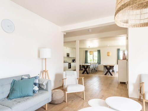 Group Apartment on Ameland by De Vleijen