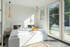 3 bedrooms, free WiFi - Holiday Home near Veerse Meer (Kamperland)