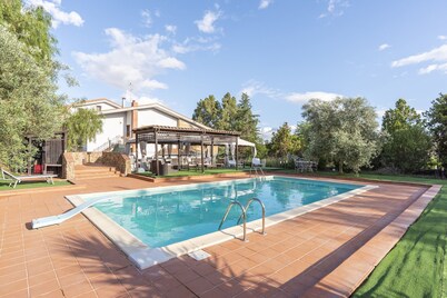 Villa in Enna with Pool near Sicily Outlet