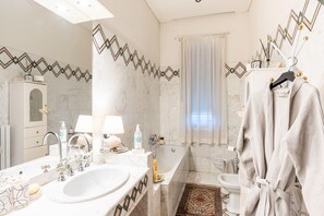 Dusche, Bidet