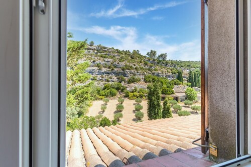 Cosy holiday home in Minerve with garden
