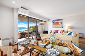 Dining - Marguerite-pool, Sea View, Terrace (Villefranche-sur-Mer)