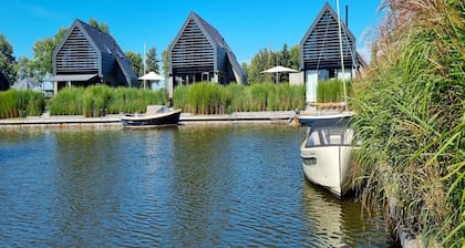 Water Villa in Balk by Slotermeer Lake