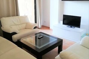 Smart TV - Belvilla by OYO Valle del Este las Yucas (Vera Playa)