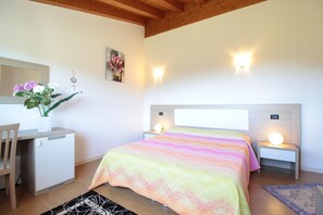 2 chambres, lit parapluie, Wi-Fi gratuit