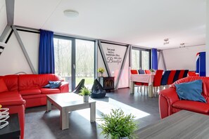 Smart TV, fireplace, video games, DVD player