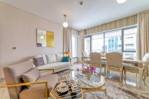 Living area - Bellavista -Splendid-2BR plus Maid-29 Boulevard-Burj Khalifa & Fountain BV 09-32 (Dubai)