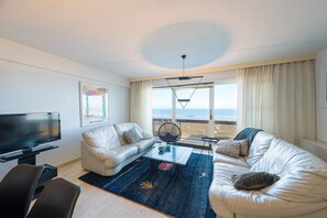 Smart TV - Beautiful apartment on the 4th floor with garage (Middelkerke)