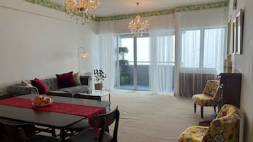 Apartemen Deluks | Area keluarga