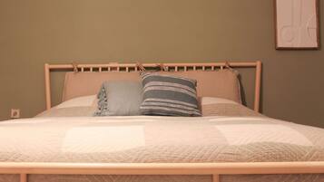 4 bedrooms, travel cot, free WiFi