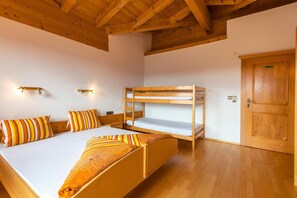 3 bedrooms, free WiFi