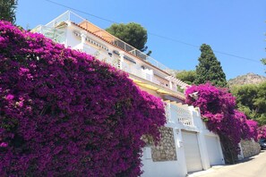 Exterior - Comfortable holiday home with private pool (Èze)