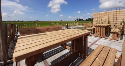 Villa in Leons with Sloop Rental