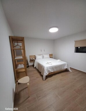 2 habitaciones, escritorio y insonorización