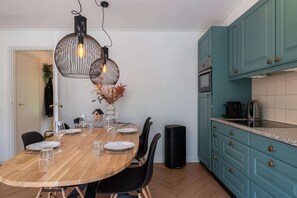 Dining - Holiday Home in Zelhem with Hottub & Forest (Zelhem)