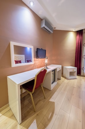 Superior vierpersoonskamer | 1 slaapkamer, luxe beddengoed, een minibar met enkele gratis items