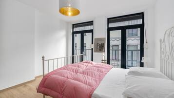 3 bedrooms, iron/ironing board, WiFi