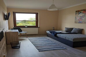 3 chambres, Wi-Fi gratuit, draps fournis