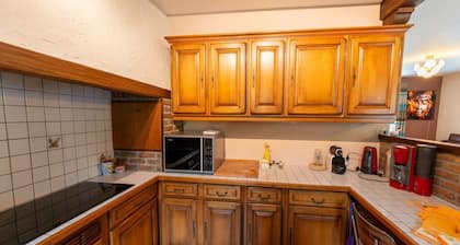 Magnificent home in Tilf with garden