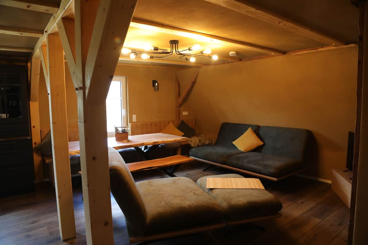Zur Scheune | Living area | 56-inch Smart TV with satellite channels, Netflix, streaming services