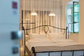 1 bedroom, in-room safe, iron/ironing board, WiFi - BASTINICA KRK Studio Ap 2, OldTown, CityCenter (Krk)