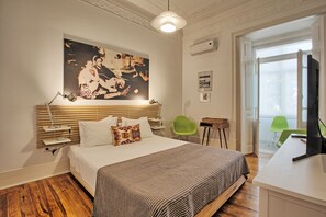 2 soverom, skrivebord, strykejern/-brett og wi-fi