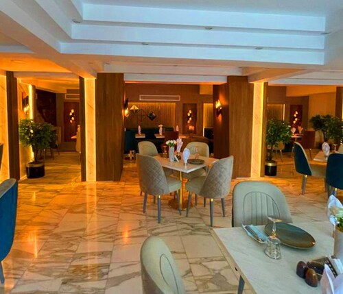 logistic hotel city stars