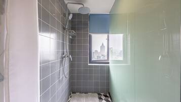 Comfort Quadruple Room, Men only, Non Smoking, Ensuite | Bathroom | Hair dryer