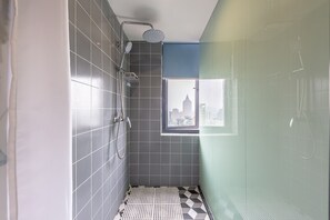 Bathroom - YOOTEL HOSTEL  (Hangzhou)
