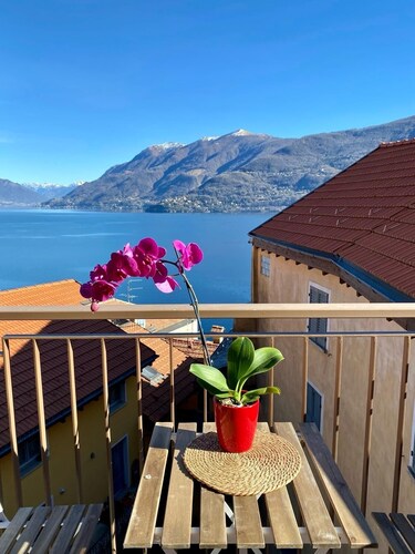 Casa Spasù: charming corner with a view 5 minutes from Cannobio, Lake Maggiore