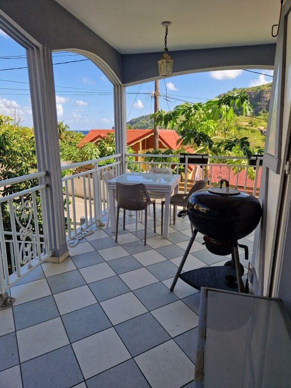 Outdoor dining - Maison du Pêcheur (Terre-de-Haut)